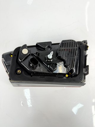 Piloto trasero izquierdo interior Audi A6 Avant 2014-2018 4G9945093E