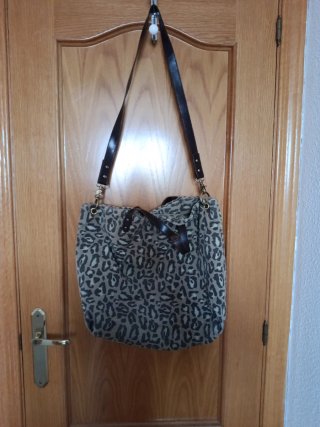 Bolso totebag  Zara leopardo