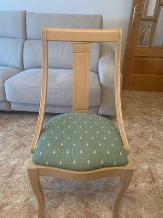 Mesa de comedor con 6 sillas