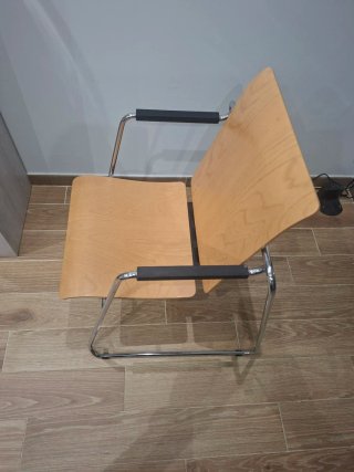 Silla convertible en mesa madera y metal