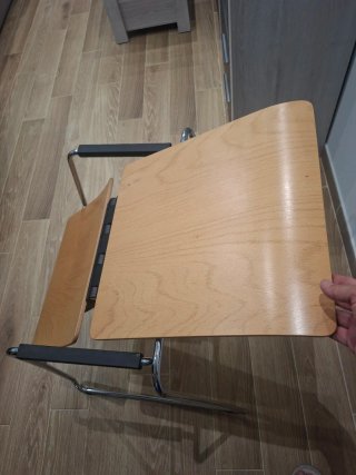 Silla convertible en mesa madera y metal