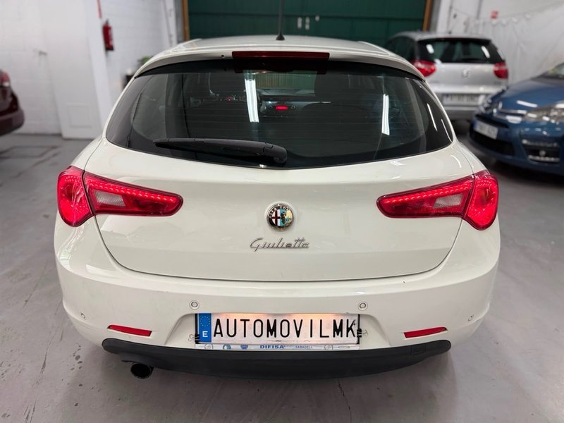Alfa Romeo Giulietta 1.6 JTDm Progression 2012, foto 6