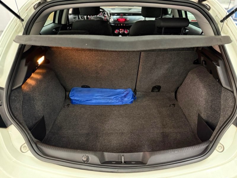 Alfa Romeo Giulietta 1.6 JTDm Progression 2012, foto 22