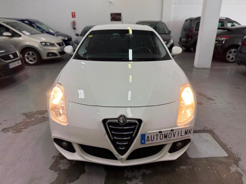 Alfa Romeo Giulietta 1.6 JTDm Progression 2012, foto 2