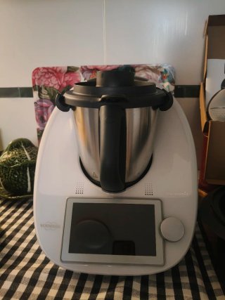 Thermomix TM6 Vorwerk + suscripción Cookidoo