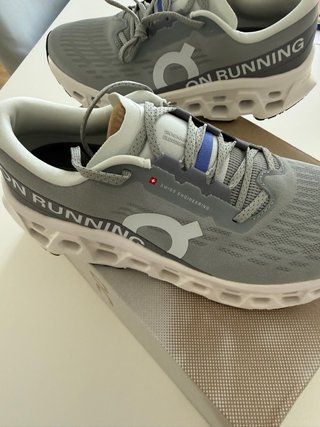 Zapatillas On Cloudmonster 3 Gris/Blanco