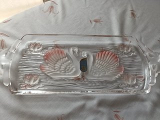 Plato decorativo cisnes y lotos cristal