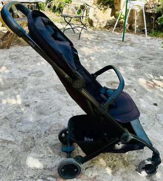 Cochecito Joolz Aer Negro casi nuevo, plegable