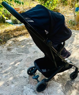Cochecito Joolz Aer Negro casi nuevo, plegable