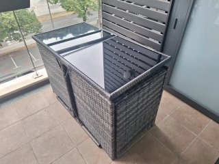 Mesa y sillas ratán plegables terraza