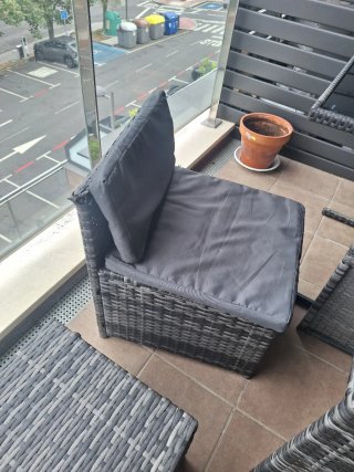 Mesa y sillas ratán plegables terraza