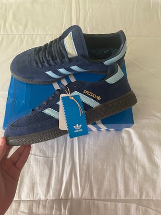 Adidas Spezial Azul Marino y Negro
