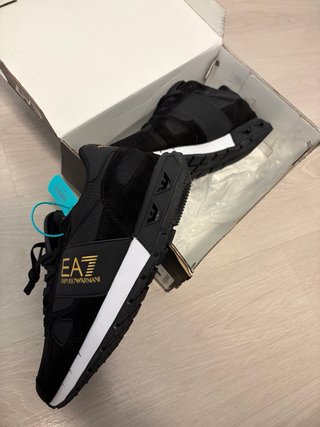 EA7 Emporio Armani Zapatillas Negras Doradas
