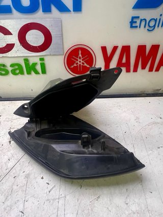 Guantera Izquierda Yamaha Xmax 125 2019