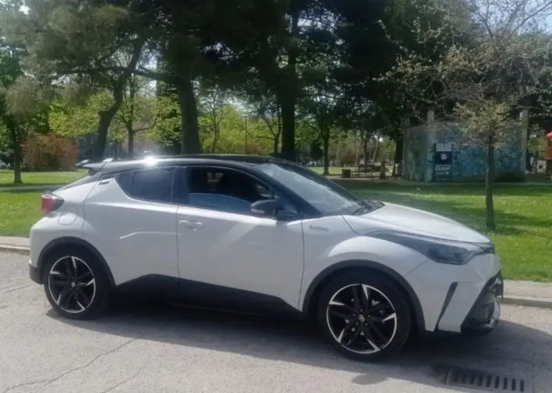 Toyota C-HR - foto 1