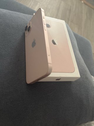 iPhone 13 Rosa