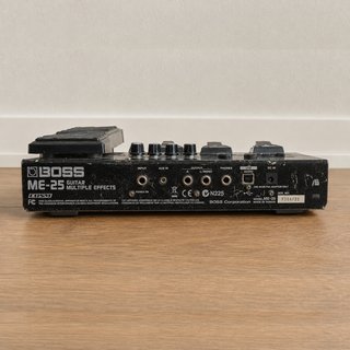 Boss ME-25 Pedalera Multiefectos Guitarra