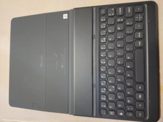 Samsung Galaxy Tab S3 con Tastiera
