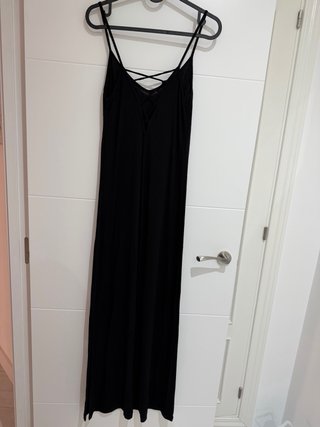 Vestido largo Bershka negro tirantes