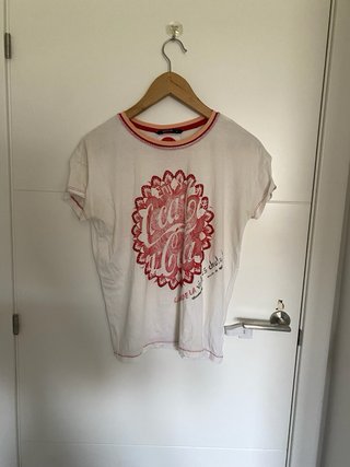 Camiseta Coca-Cola Desigual Talla M