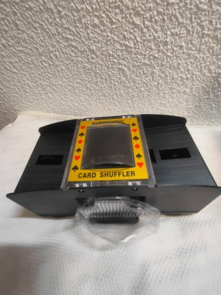 Barajador de cartas automático