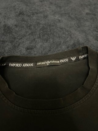 Camiseta Emporio Armani Negra