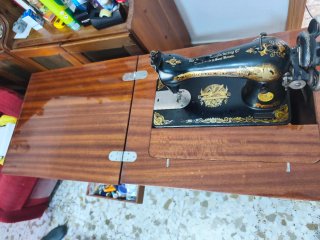Máquina  de cocer antigua Singer
