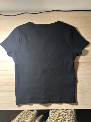 Camiseta negra corta ajustada Talla M