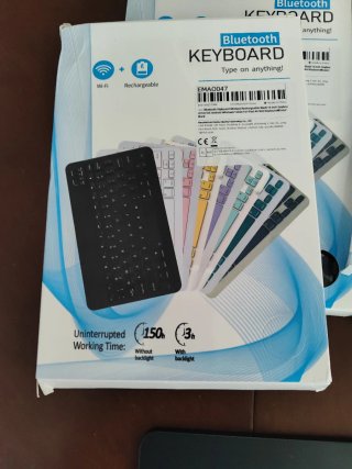 Teclado Bluetooth Negro Nuevo a estrenar