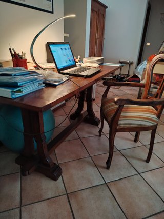 Tavolo Arte Povera con piano chiusura a libro