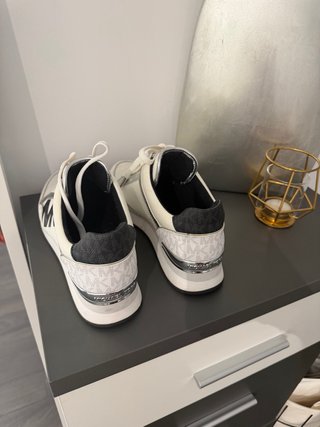 Zapatillas Michael Kors Blancas T.39