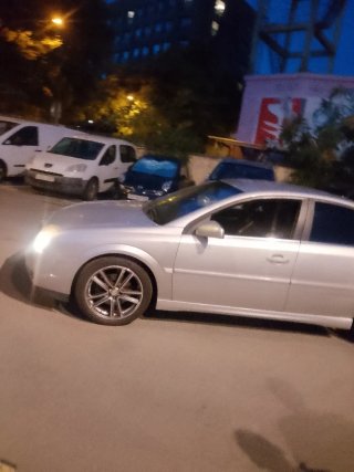 Opel Vectra 2004