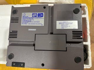 Nintendo NES Action Set - Consola y juegos