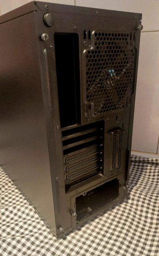 Caja PC Fractal