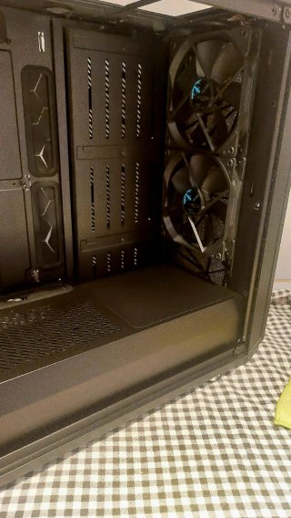 Caja PC Fractal