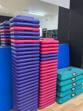 Lote de steps de aerobic/step