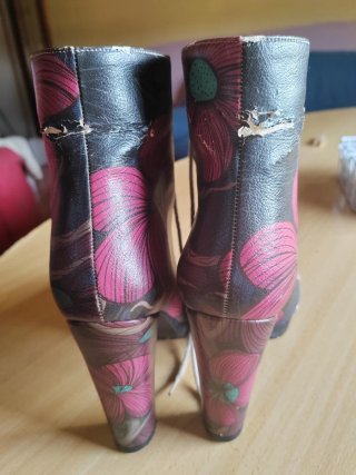 Botines DOGO Florales Piel Vegana