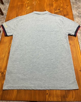 Polo Tommy Hilfiger Talla L Gris Nuevo