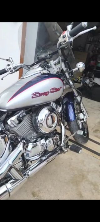 Yamaha Drag Star 650 Lujo