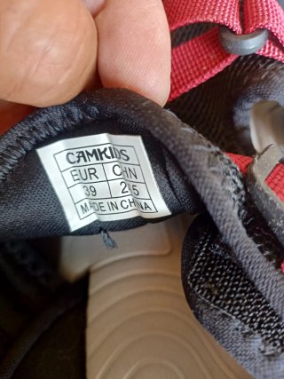 Sandalias deportivas hombre negras y rojas