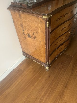 Mueble antiguo marquetería