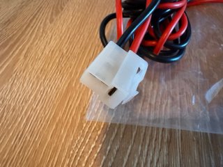 Cable alimentación emisora con pinzas