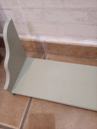 Estante de madera