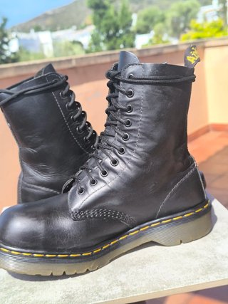 Botas Dr Martens MIE punta de acero UK 6 EU 39