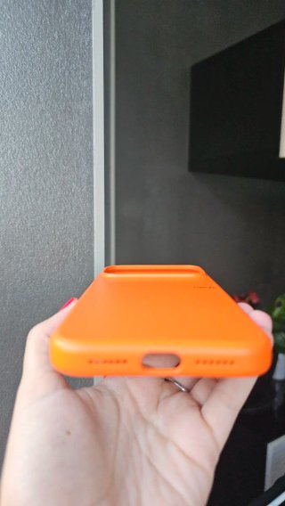 Funda Beats Naranja iPhone 17 Pro/Pro Max