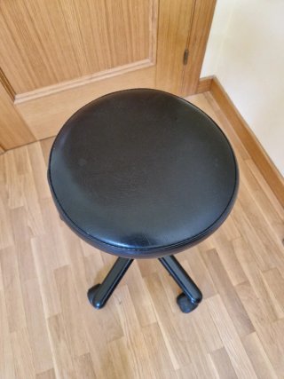 Taburete gas con ruedas + Silla de regalo