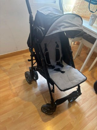 Carrito de bebé plegable