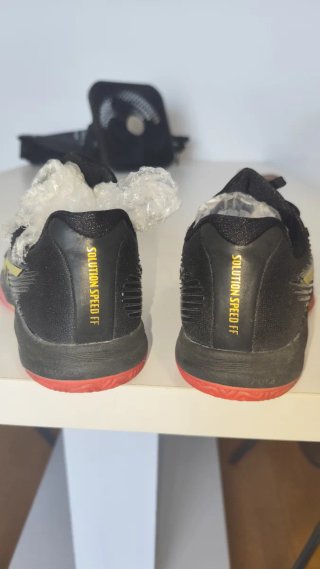 Asics Solution Speed Padel Negro/Dorado