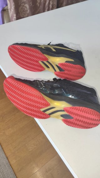 Asics Solution Speed Padel Negro/Dorado