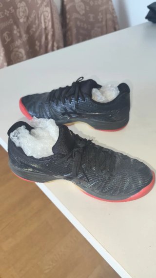 Asics Solution Speed Padel Negro/Dorado